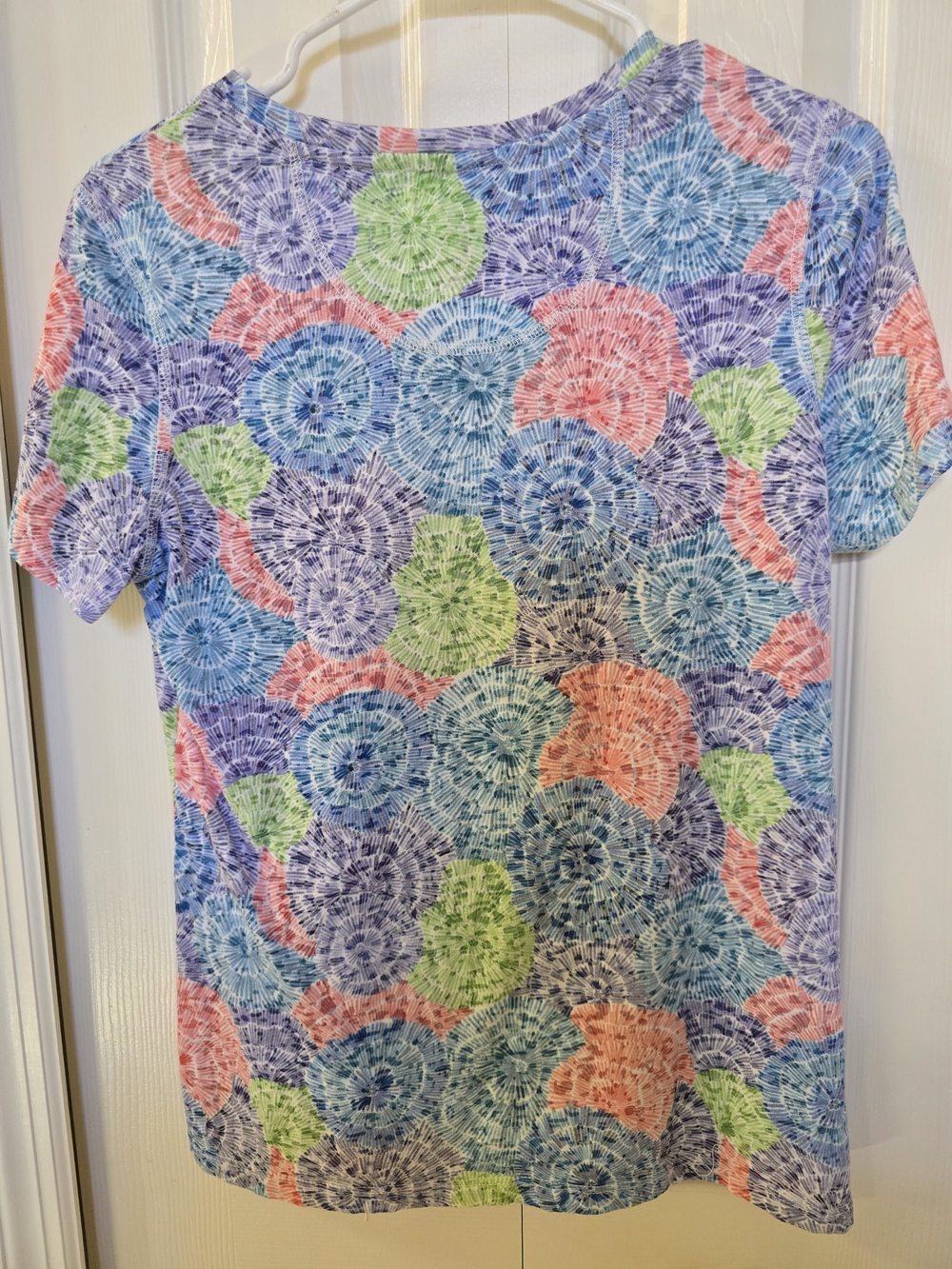 REEL LEGENDS Floral Scoop Neck Tee with Subtle Branding - Picture 2 of 4